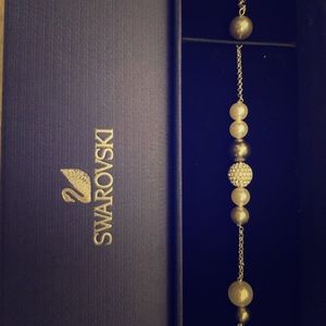 Swarovski crystal bracelet with magnetic clasp